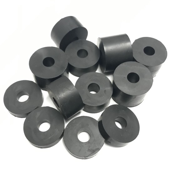 6mm (M6) Med Hard Rubber Spacers (20mm diameter) Shore A 85 - Black